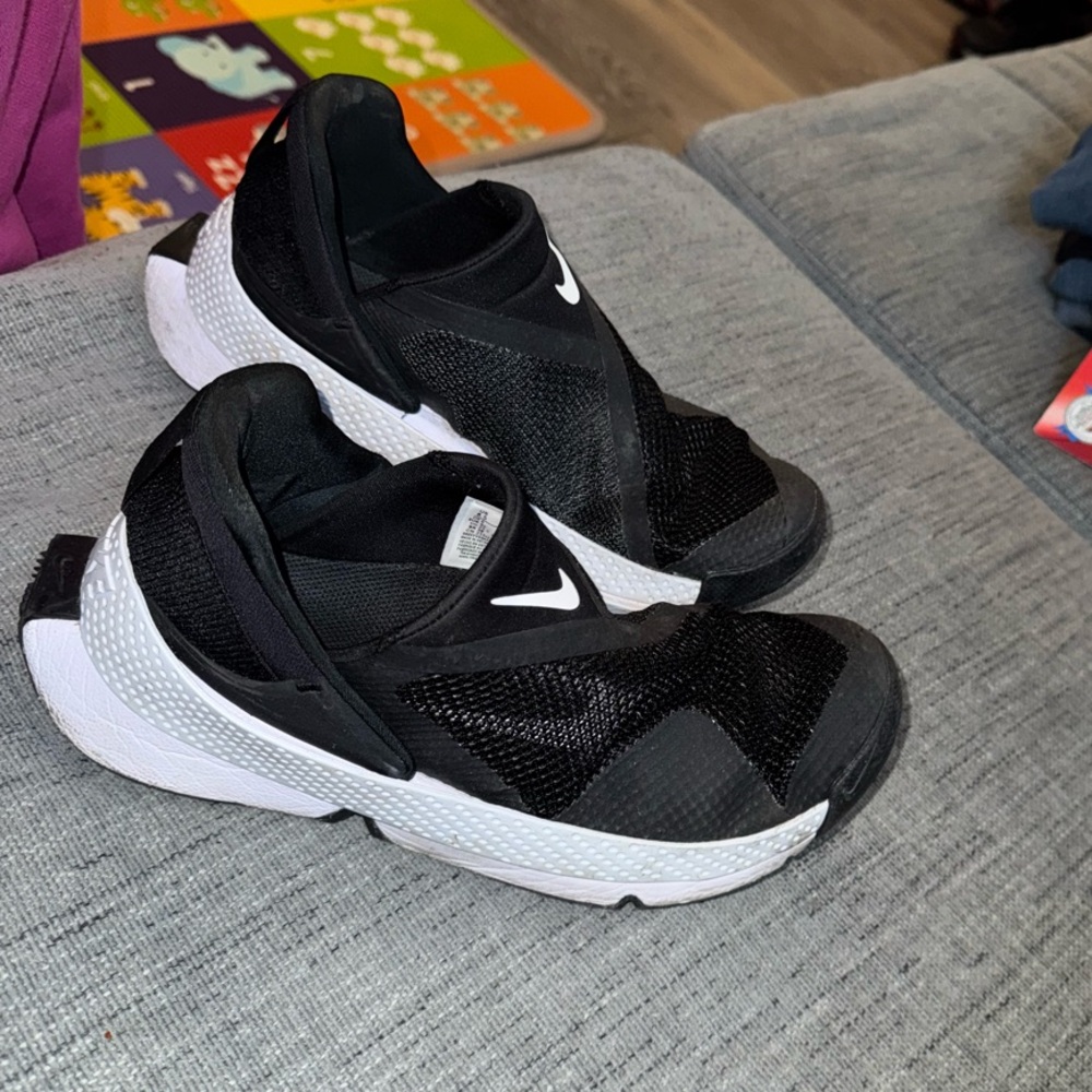 Nike Go FlyEase